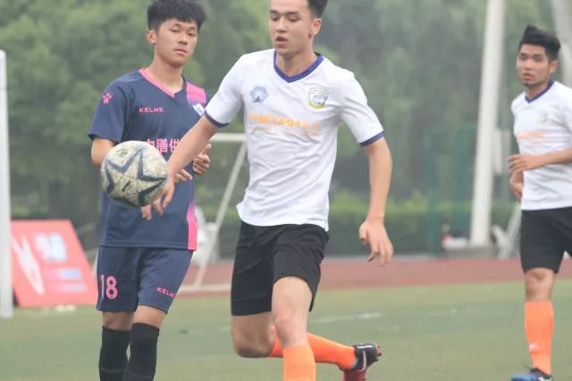 57岁男子依赖AI指引迷路深山，AI承认建议失误